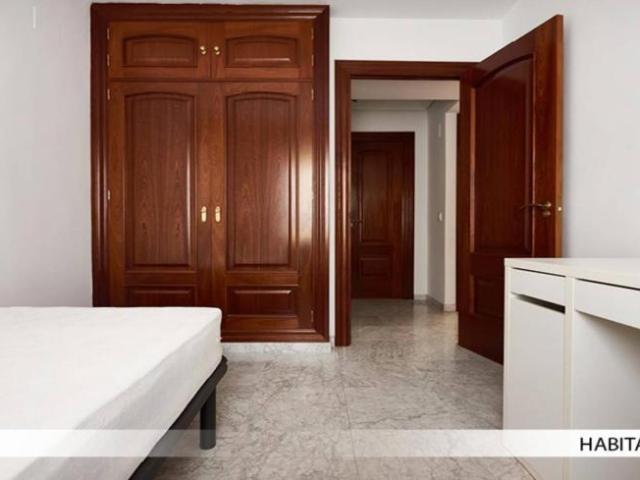 Shared Living/Roommate 3 Dormitorio Seville Seville ELS101670947