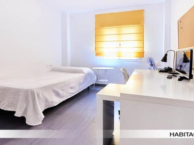 Shared Living/Roommate 3 Dormitorio Seville Seville ELS101693391