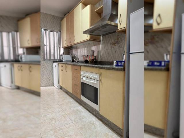 Shared Living/Roommate 3 Dormitorio Seville Seville ES100844355