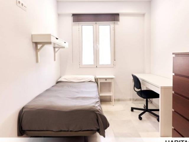 Shared Living/Roommate 3 Dormitorio Seville Seville ES101765537
