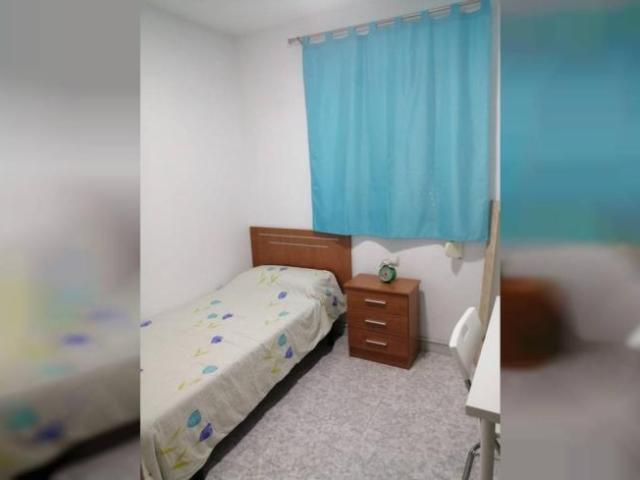 Shared Living/Roommate 3 Dormitorio Seville Seville ES101730521