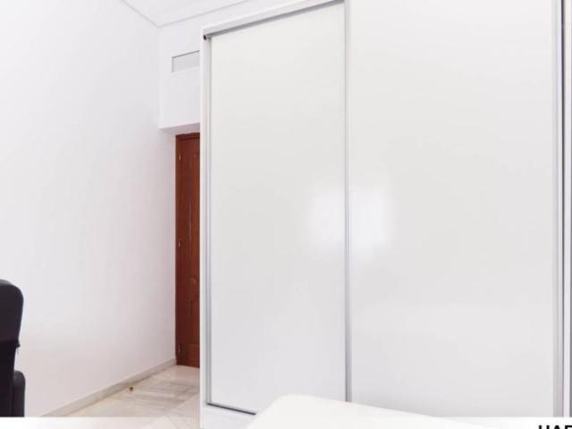 Shared Living/Roommate 3 Dormitorio Seville Seville ES101853685