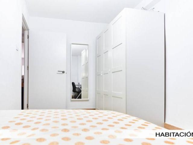Shared Living/Roommate 3 Dormitorio Seville Seville ES101821189
