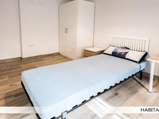 Shared Living/Roommate 3 Dormitorio Seville Seville ES101824210