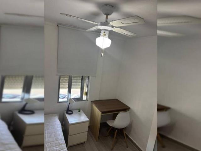 Shared Living/Roommate 3 Dormitorio Seville Seville ES89178170