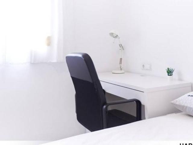 Shared Living/Roommate 3 Dormitorio Seville Seville ES83662089