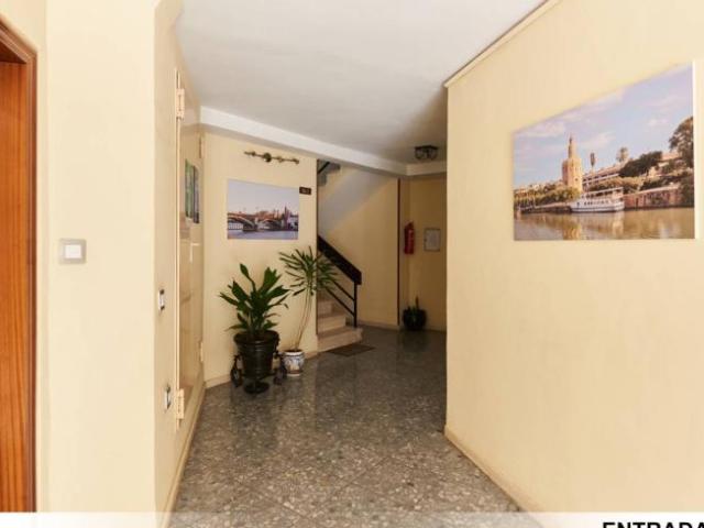 Shared Living/Roommate 3 Dormitorio Seville Seville ES94864055