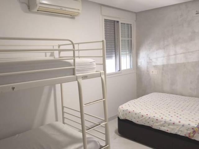 Shared Living/Roommate 3 Dormitorio Seville Seville ES93054988