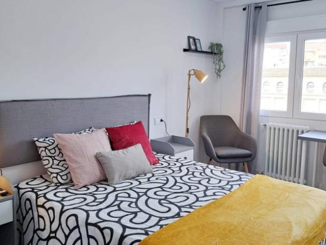 Shared Living/Roommate 3 Dormitorio Zaragoza Zaragoza ES101994156