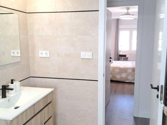 Shared Living/Roommate 3 Dormitorio Zaragoza Zaragoza ES101993749