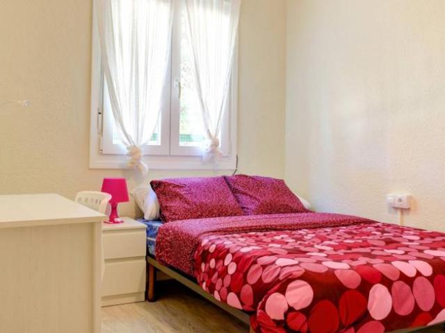 Shared Living/Roommate 3 Dormitorio Zaragoza Zaragoza ES93213434