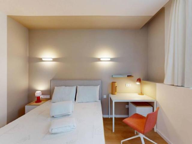 Shared Living/Roommate 10 Dormitorio Madrid Madrid ES101051380