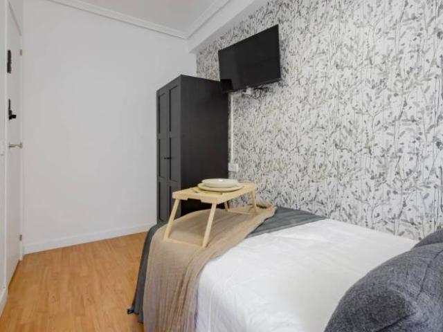 Shared Living/Roommate 10 Dormitorio Madrid Madrid ES102401403