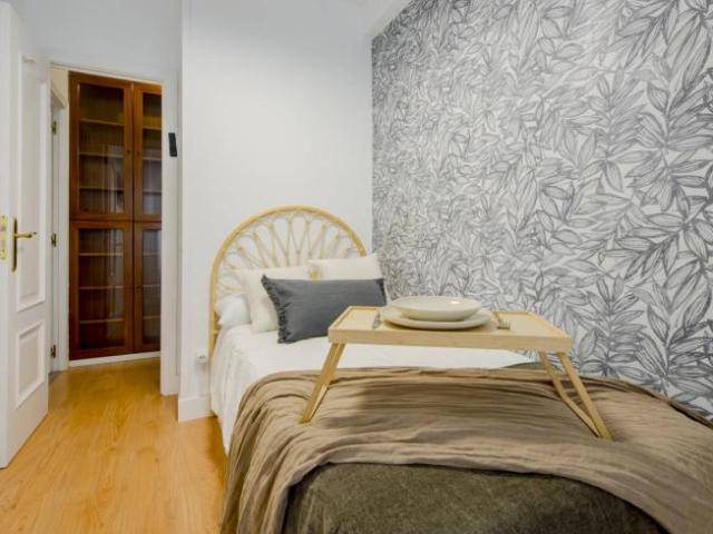 Shared Living/Roommate 10 Dormitorio Madrid Madrid ES102401416