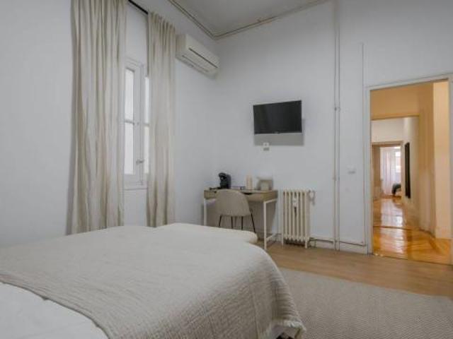 Shared Living/Roommate 10 Dormitorio Madrid Madrid ES87336878