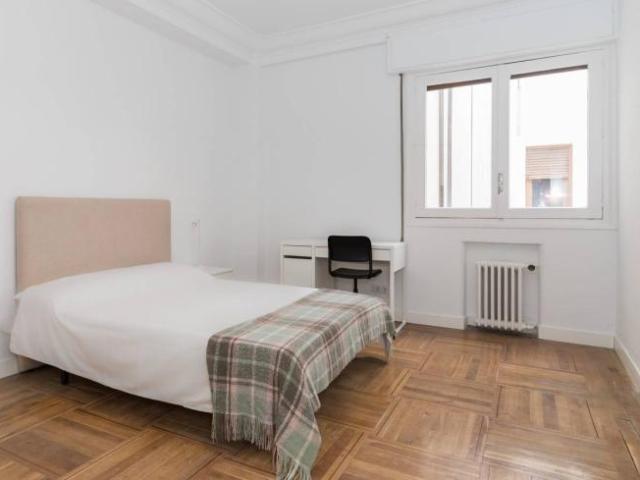 Shared Living/Roommate 10 Dormitorio Madrid Madrid ES94551665