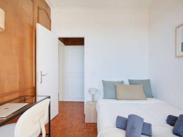 shared living/roommate 10 quarto, Lisbon Lisbon 1050 250 DLS80730095