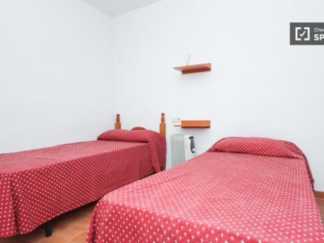 Shared Living/Roommate 11 Dormitorio Granada Granada ES101671457