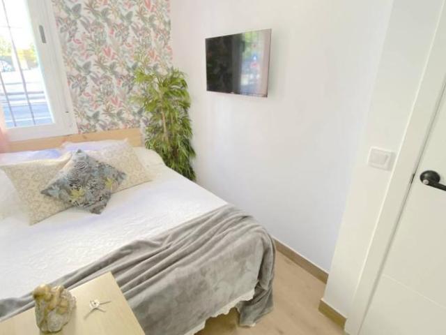 Shared Living/Roommate 11 Dormitorio Seville Seville ES101020765