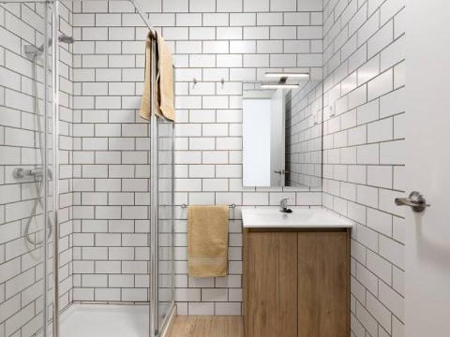 Shared Living/Roommate 12 Dormitorio Barcelona Barcelona ES67029391
