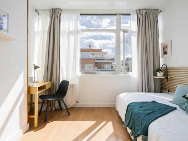 Shared Living/Roommate 12 Dormitorio Madrid Madrid ES102850616