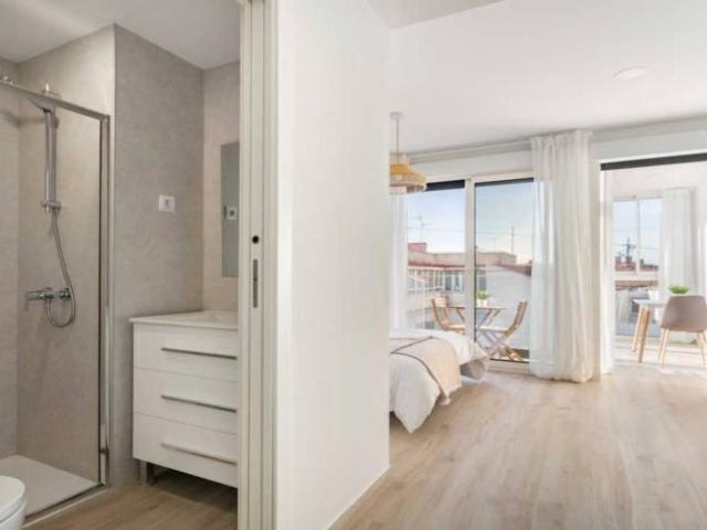 Shared Living/Roommate 12 Dormitorio Madrid Madrid ES102852056