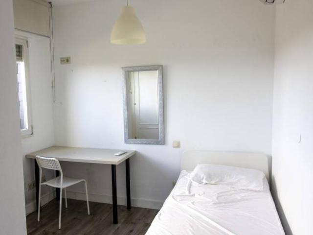 Shared Living/Roommate 15 Dormitorio Madrid Madrid ES101819138