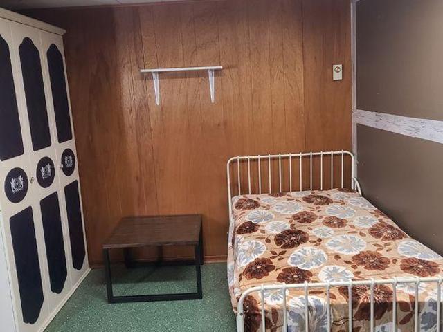 Shared Living/roommate 1 Bedroom For Rent Mississauga ON 600 ELS97421723