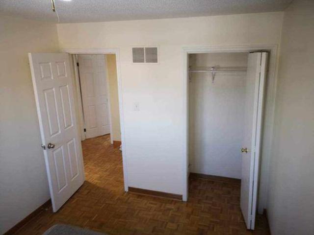 Shared Living/roommate 1 Bedroom For Rent Mississauga ON 960 ES97418611