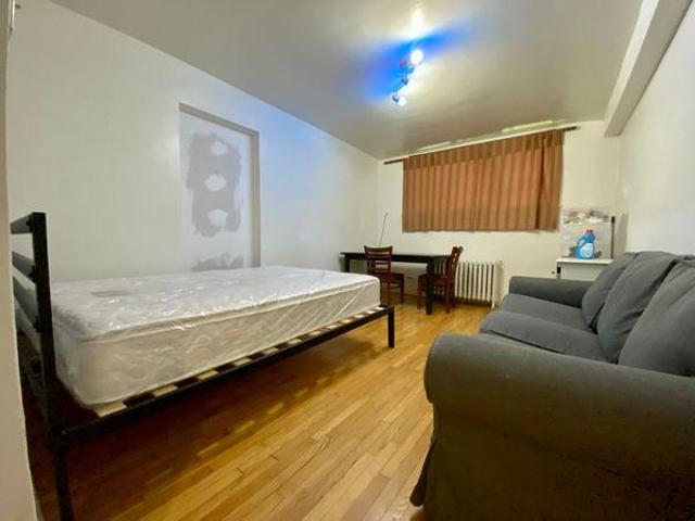 Shared Living/roommate 1 Bedroom For Rent Montréal QC 680 ELS96647400