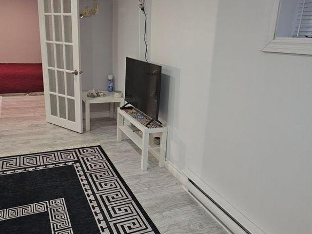Shared Living/roommate 1 Bedroom For Rent Montréal QC 950 ES97420232