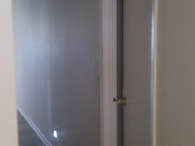 Shared Living/roommate 1 Bedroom For Rent Oshawa ON 1000 ES96648243