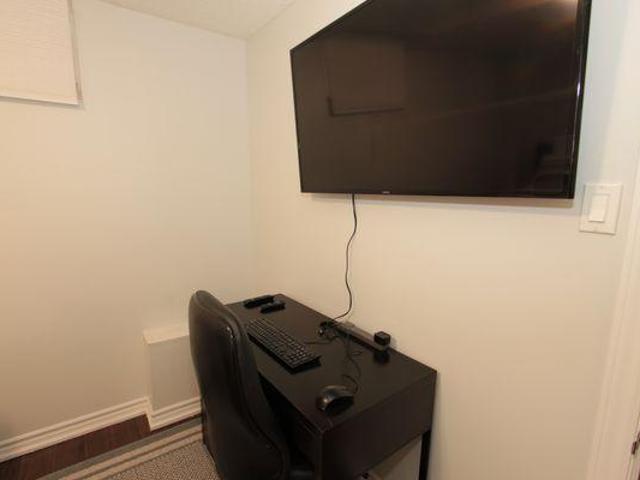 Shared Living/roommate 1 Bedroom For Rent Brampton ON 1400 ES96644893