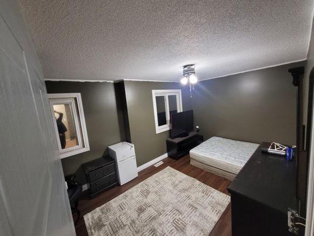 Shared Living/roommate 1 Bedroom For Rent Brantford ON 900 ES96648082