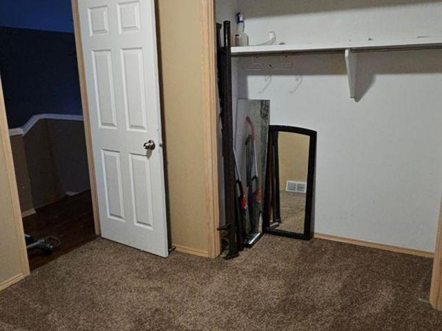 Shared Living/roommate 1 Bedroom For Rent Calgary AB 700 ES97414982