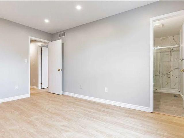 Shared Living/roommate 1 Bedroom For Rent Kitchener ON 480 ES97421631
