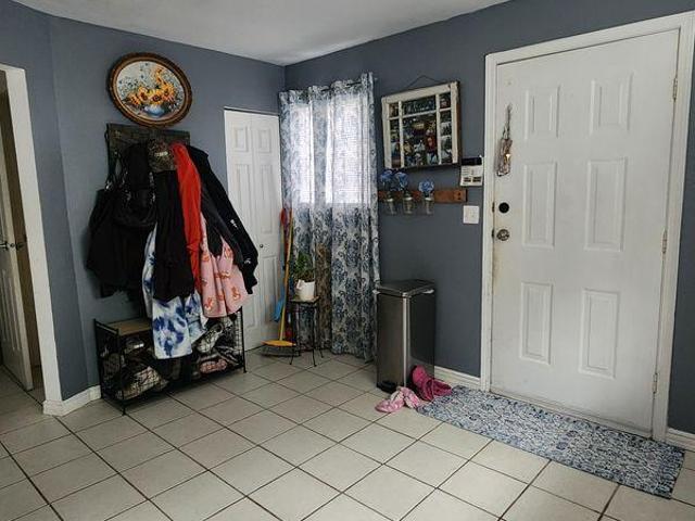 Shared Living/roommate 1 Bedroom For Rent Langley BC 700 ELS97417298
