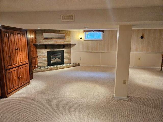 Shared Living/roommate 1 Bedroom For Rent London ON 1000 ES97414771