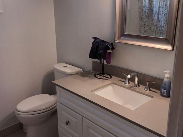 Shared Living/roommate 1 Bedroom For Rent Peterborough ON 715 ES97420397