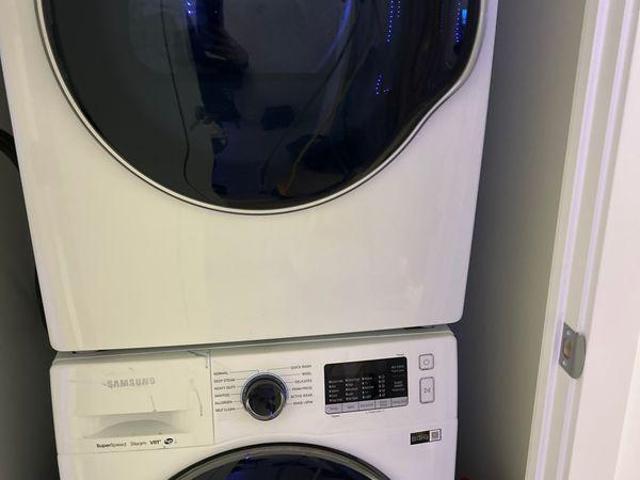 Shared Living/roommate 1 Bedroom For Rent Toronto ON 1000 ELS97412587