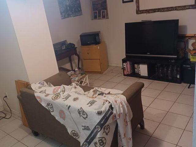 Shared Living/roommate 1 Bedroom For Rent Toronto ON 1000 ELS97416685