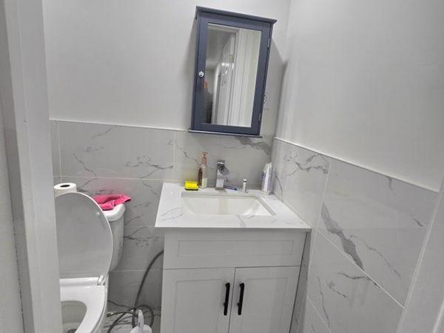 Shared Living/roommate 1 Bedroom For Rent Toronto ON 1000 ES97421282