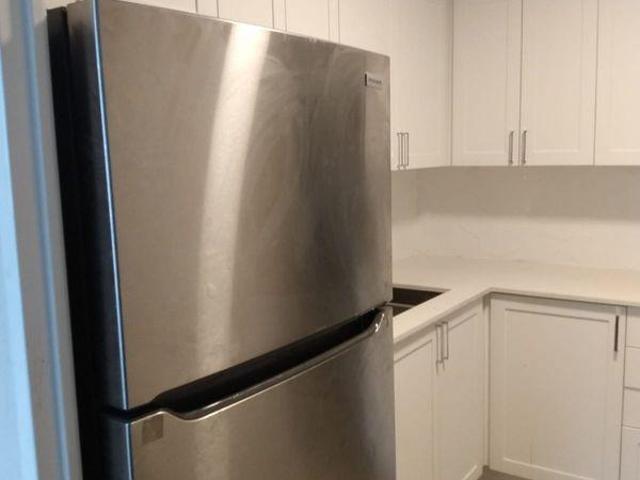 Shared Living/roommate 1 Bedroom For Rent Toronto ON 550 ES97421997