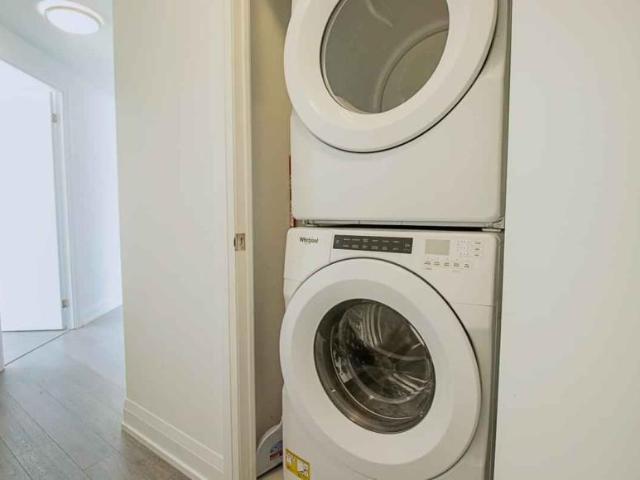 Shared Living/roommate 1 Bedroom For Rent Toronto Toronto 1420 ELS97832211