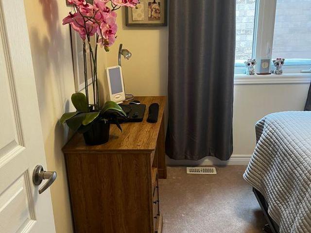 Shared Living/roommate 1 Bedroom For Rent Vaughan ON 1000 ELS97420708