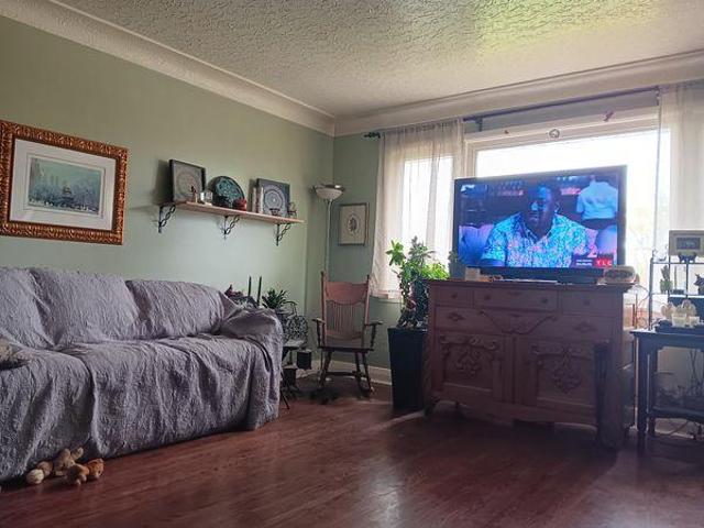 Shared Living/roommate 1 Bedroom For Rent Welland ON 1200 ELS97414285
