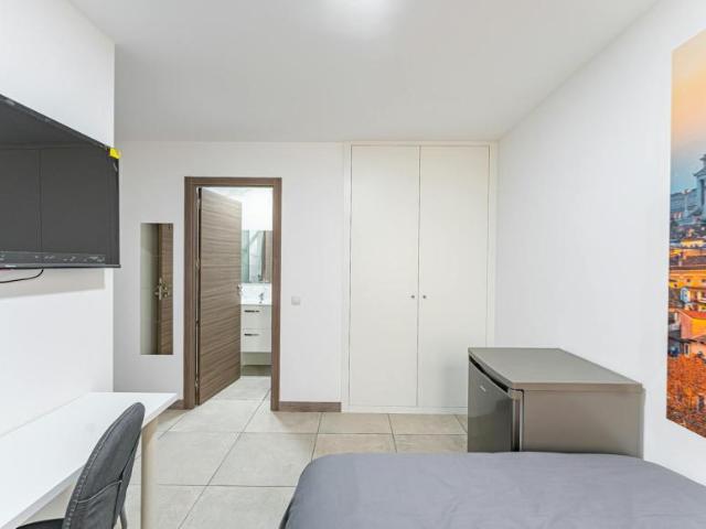 Shared Living/Roommate 1 Dormitorio Madrid Madrid ES99691615