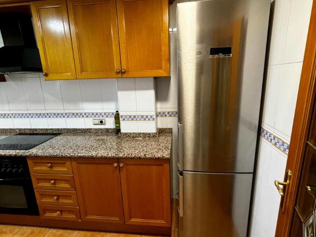 Shared Living/Roommate 1 Dormitorio Manises Manises ES103031726