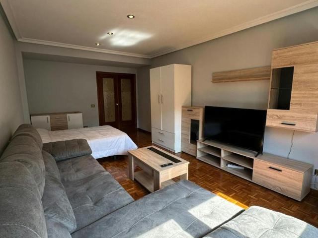Shared Living/Roommate 1 Dormitorio Oviedo Oviedo ELS100674517