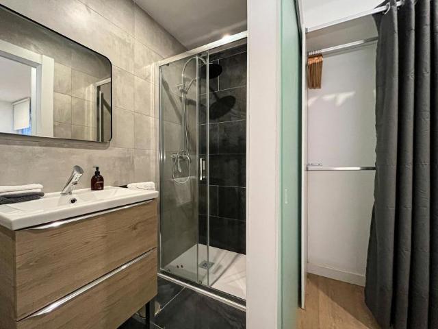 Shared Living/Roommate 1 Dormitorio Oviedo Oviedo ES102849636